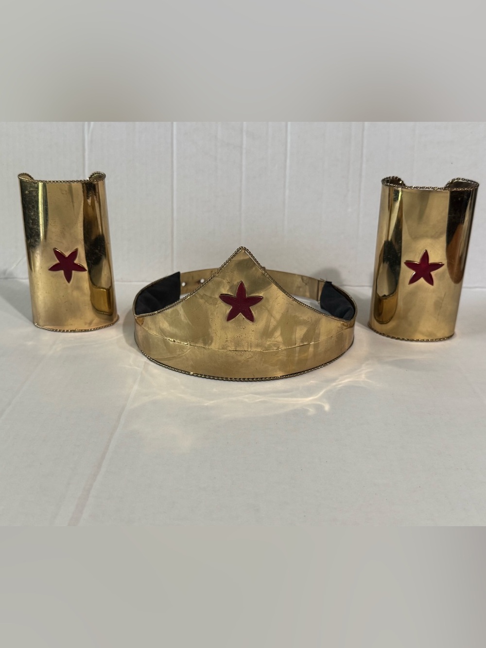 Wonder Woman Style Brass Metal Tiara Crown & 2 Cuffs Cosplay Costume Set